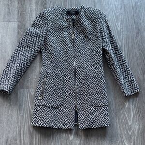 Zara Blue and White Patterned Blazer